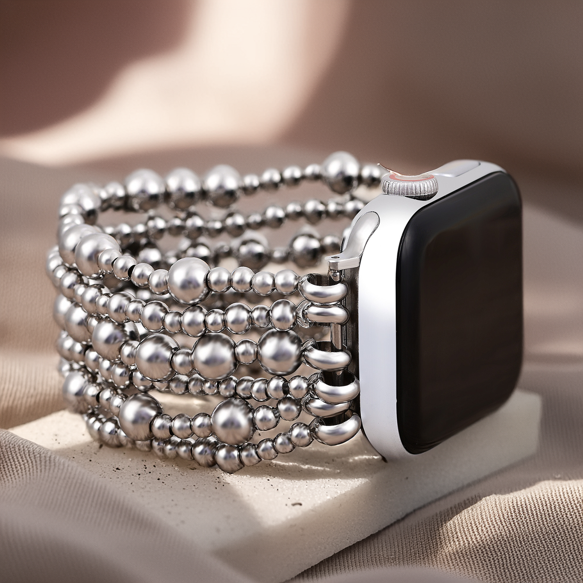 Platinum Demure Stretch Apple Watch-band