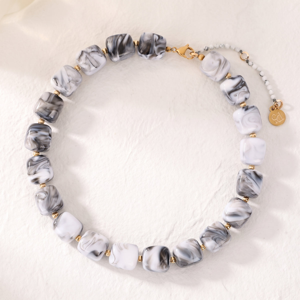Chunky vierkante kralenketting marmer