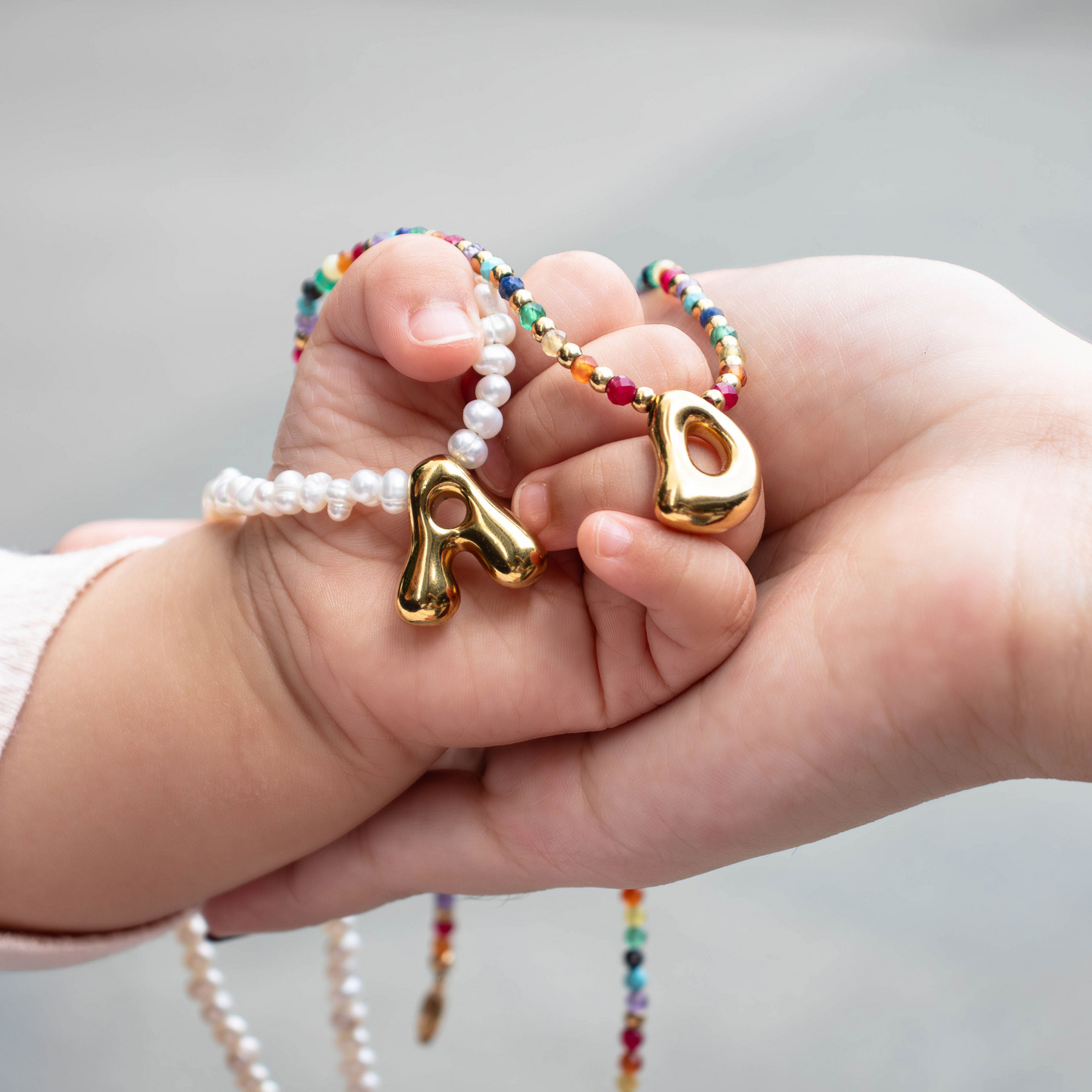 Parel Bubble Initiële Ketting