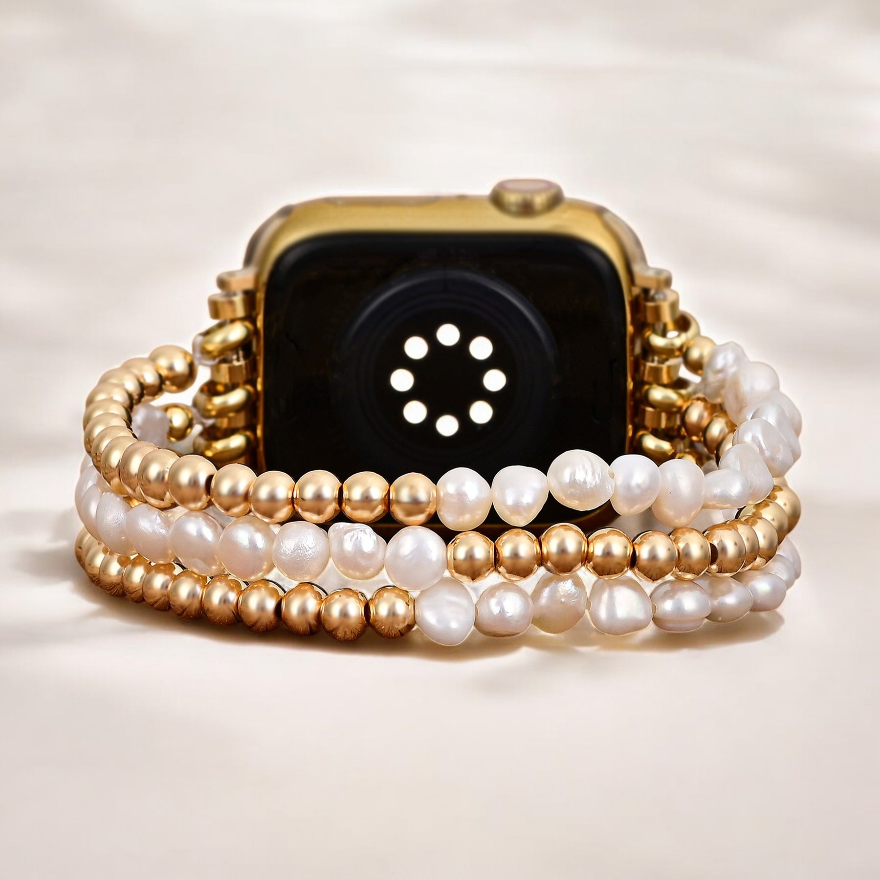 Pearl Radiance Stretch Apple Watch-band