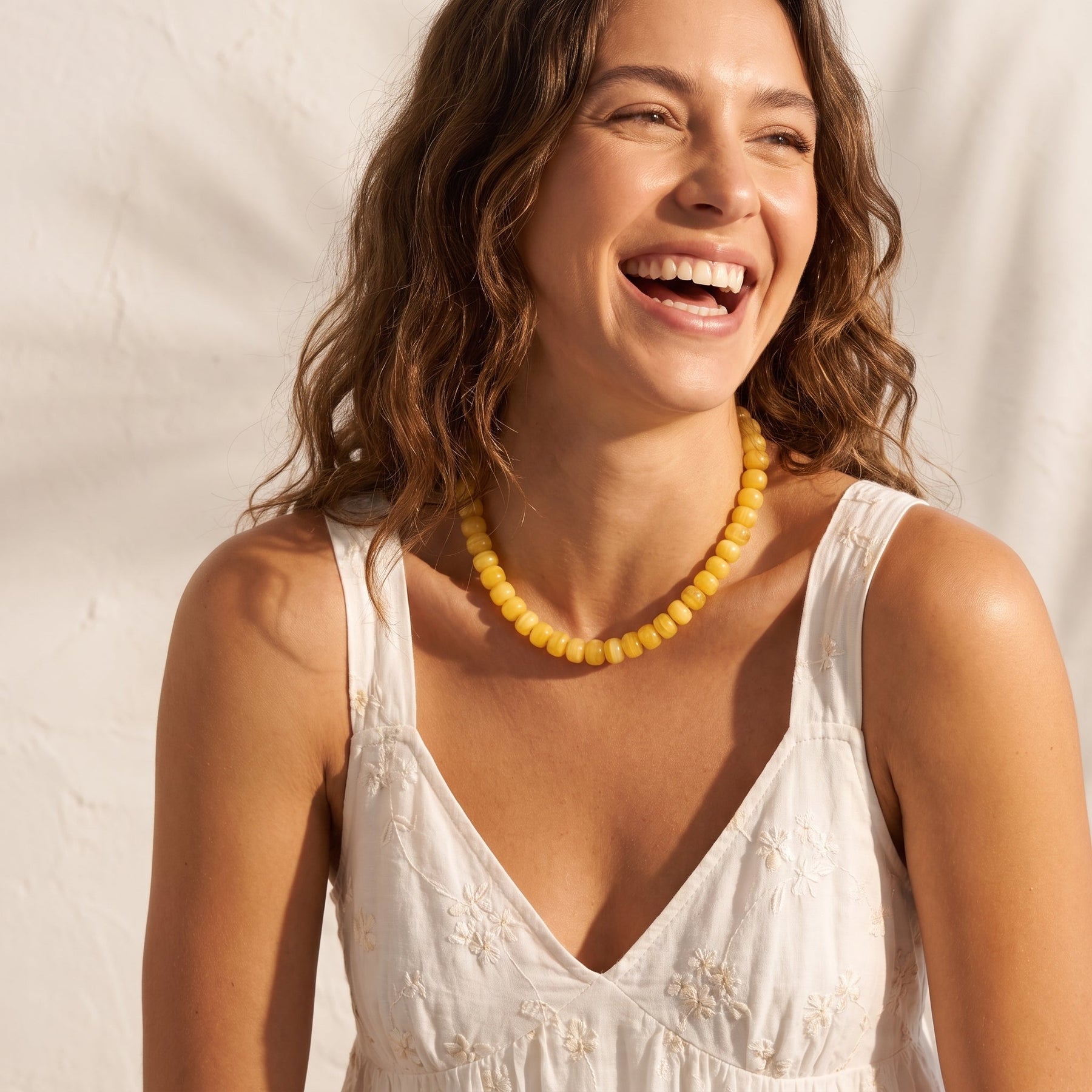 Grove honingkleurige glowketting