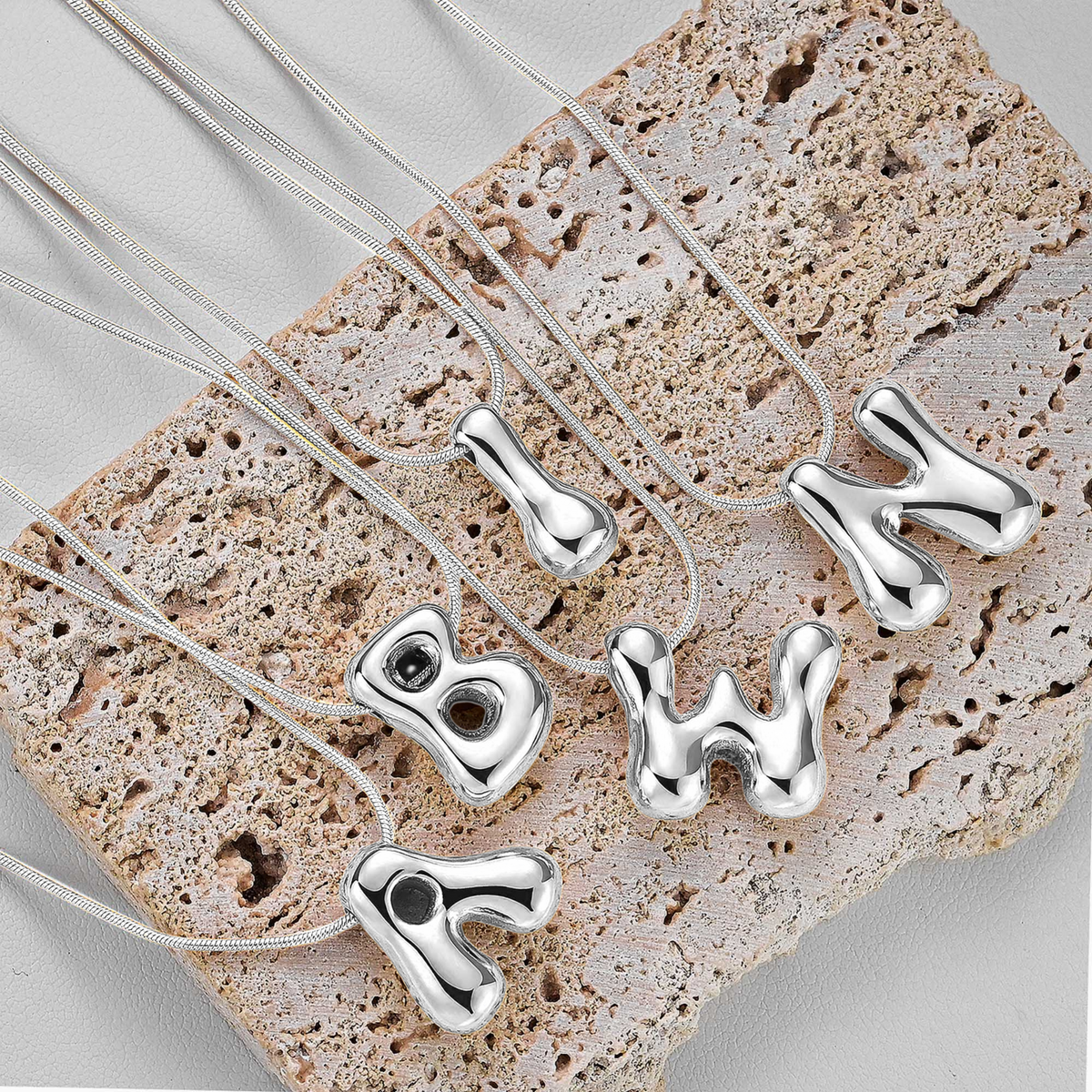 Zilveren Glow Bubble Letter Initial Ketting
