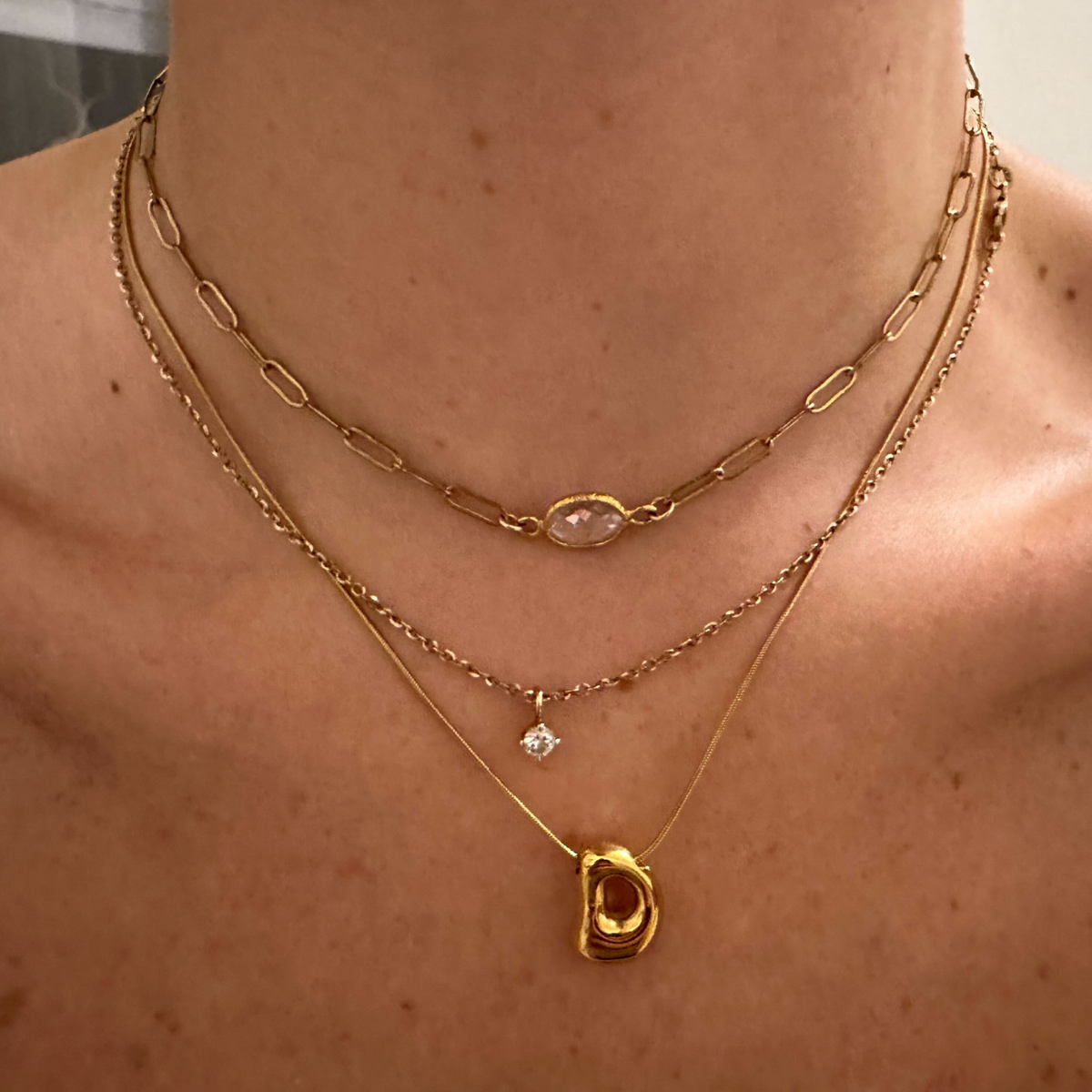 Gouden Gloed Bubbelletter Initiaal Ketting