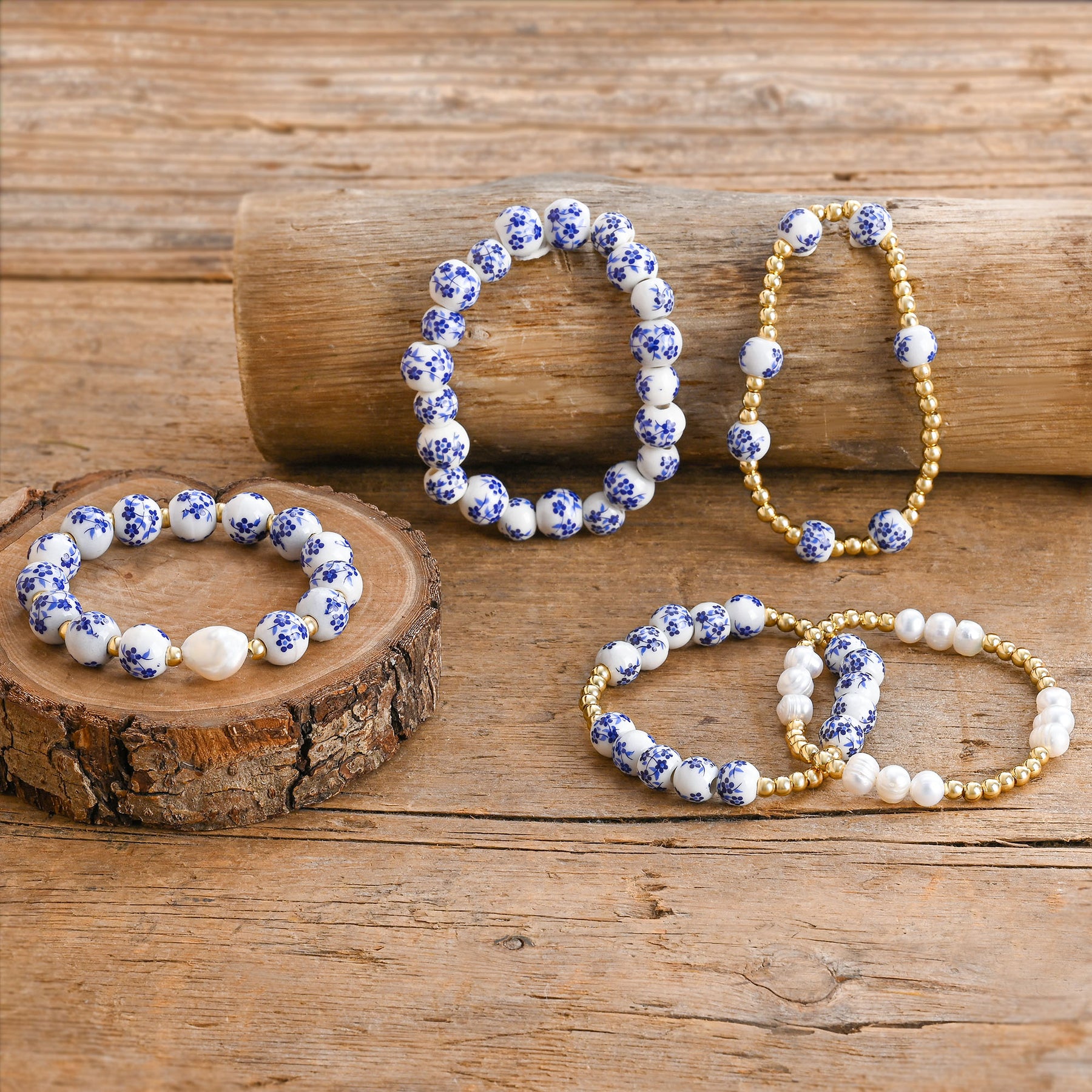 Azurblauwe bloesem parelarmband