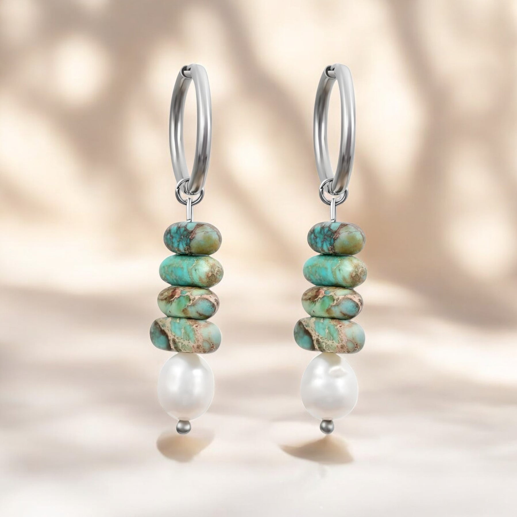 Ocean Bliss Parel & Turquoise Jaspis Oorringen